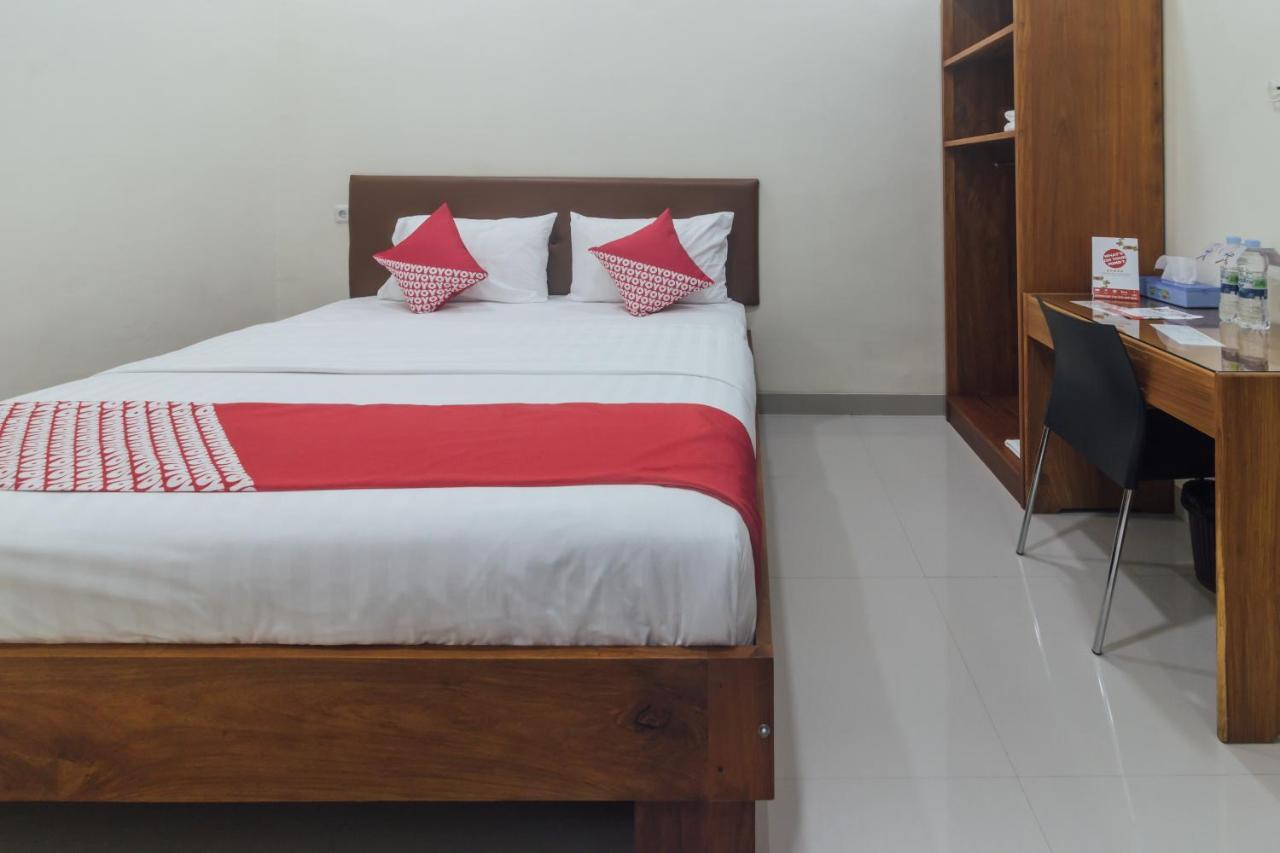 Clean & Comfort Homestay Ambon Kültér fotó