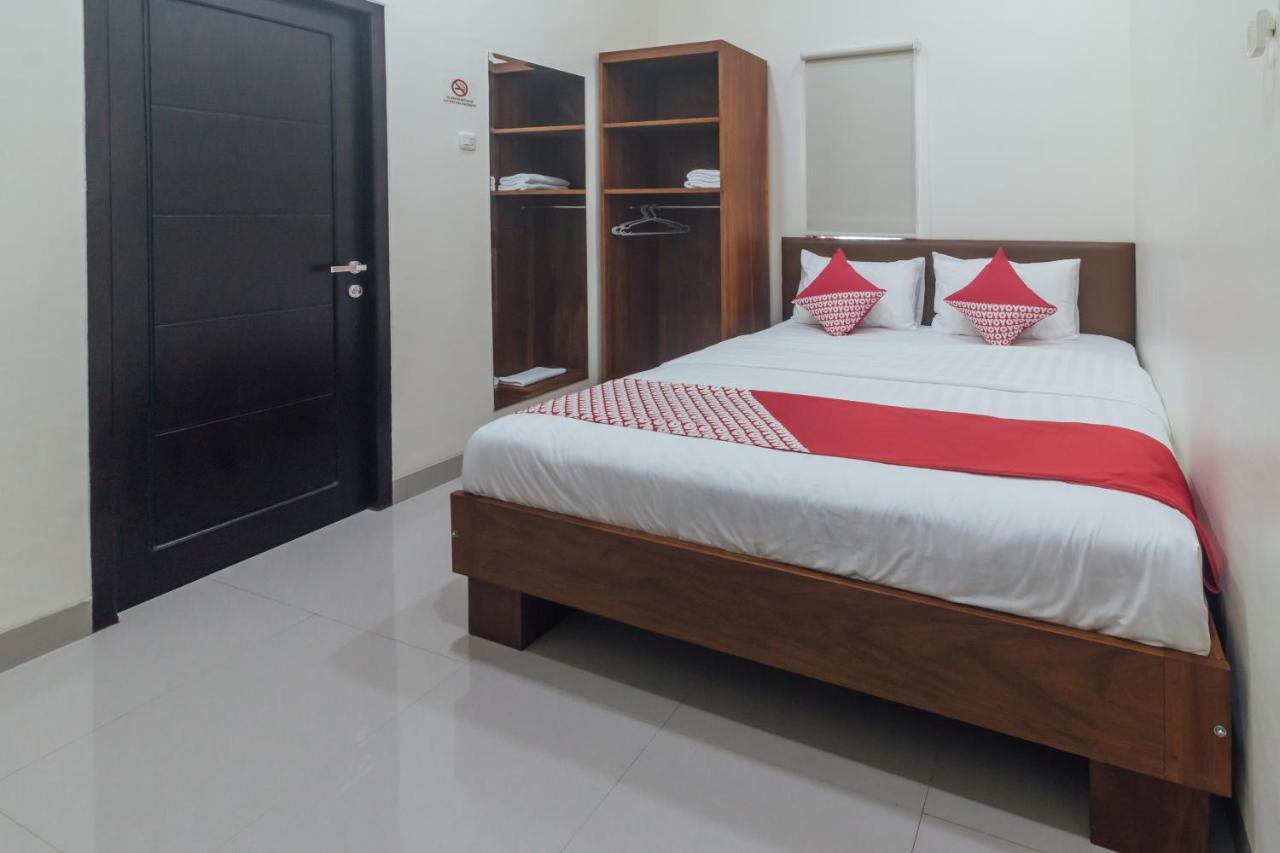 Clean & Comfort Homestay Ambon Kültér fotó