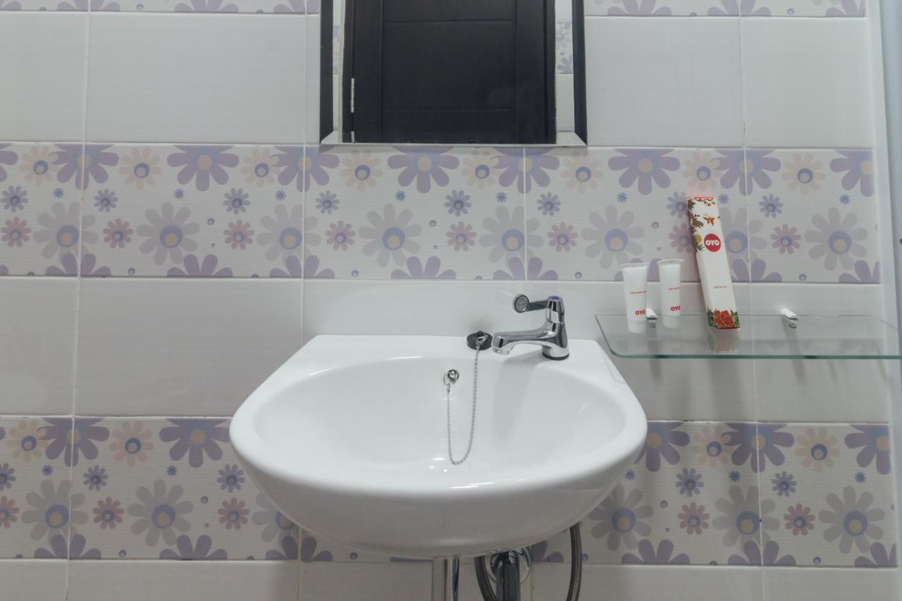 Clean & Comfort Homestay Ambon Kültér fotó