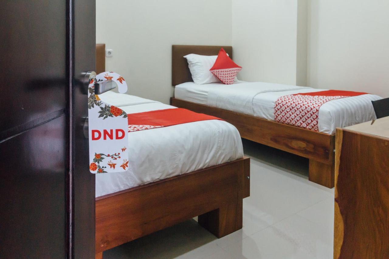 Clean & Comfort Homestay Ambon Kültér fotó